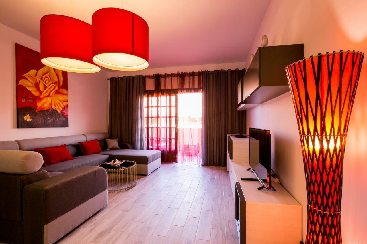 Spacious & Stylish Apartment Los Cristianos ロスクリスティアーノス エクステリア 写真