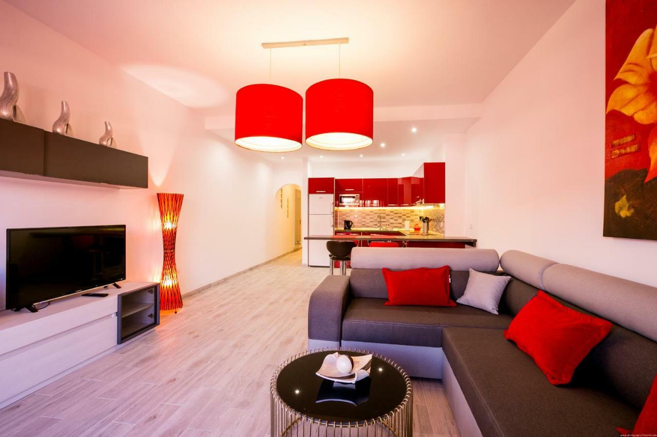 Spacious & Stylish Apartment Los Cristianos ロスクリスティアーノス エクステリア 写真