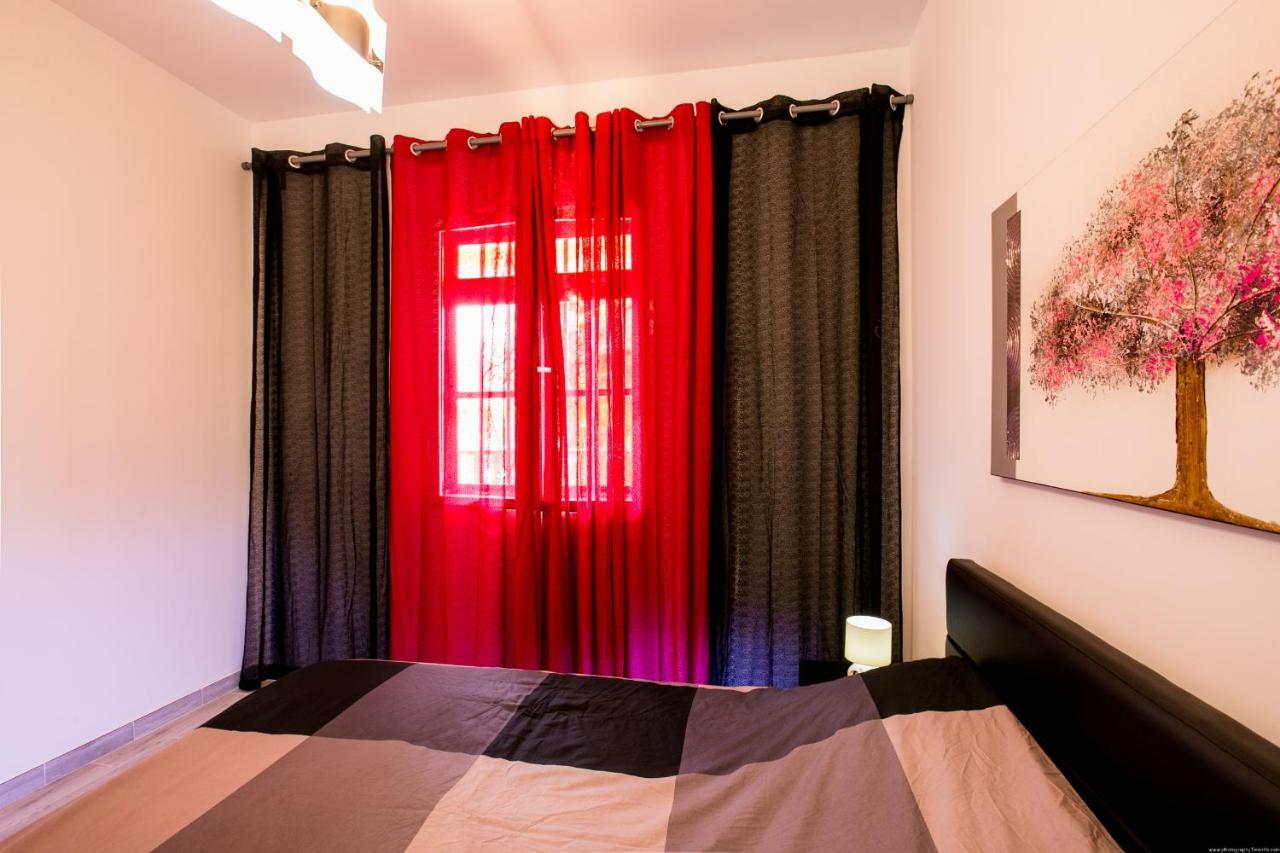 Spacious & Stylish Apartment Los Cristianos ロスクリスティアーノス エクステリア 写真
