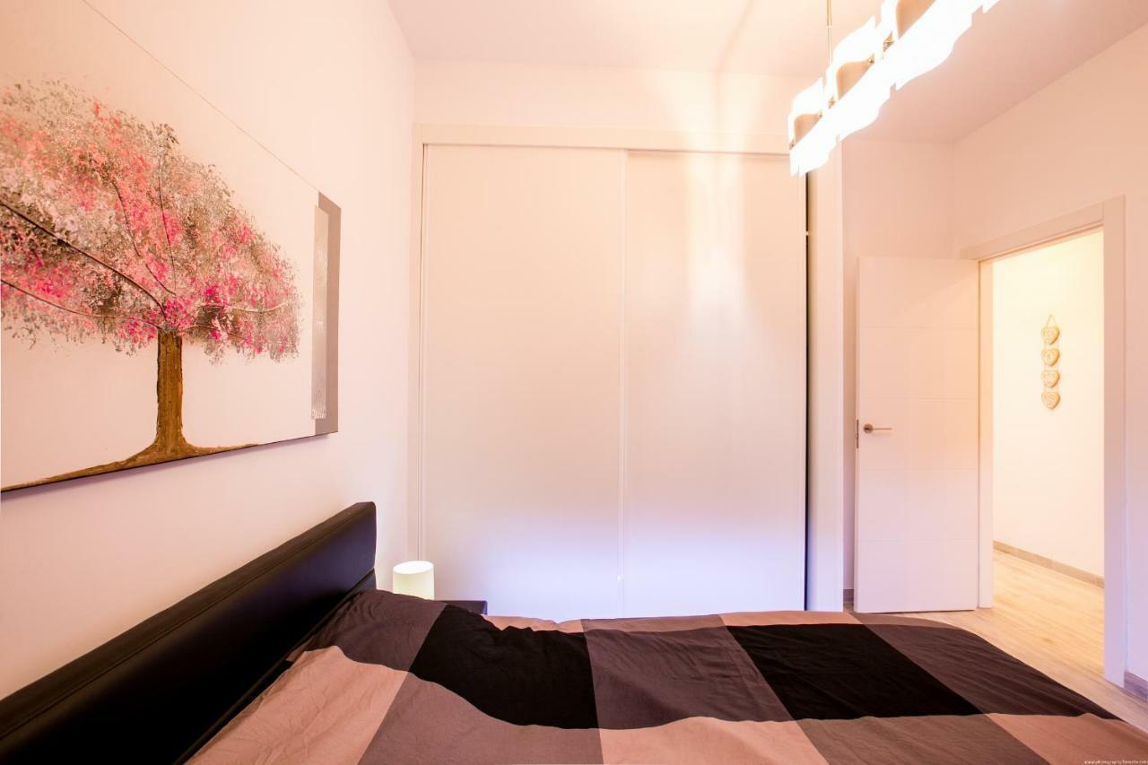 Spacious & Stylish Apartment Los Cristianos ロスクリスティアーノス エクステリア 写真